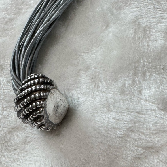 Gray and sterling silver necklace.  Made in Israel. - Picture 8 of 14